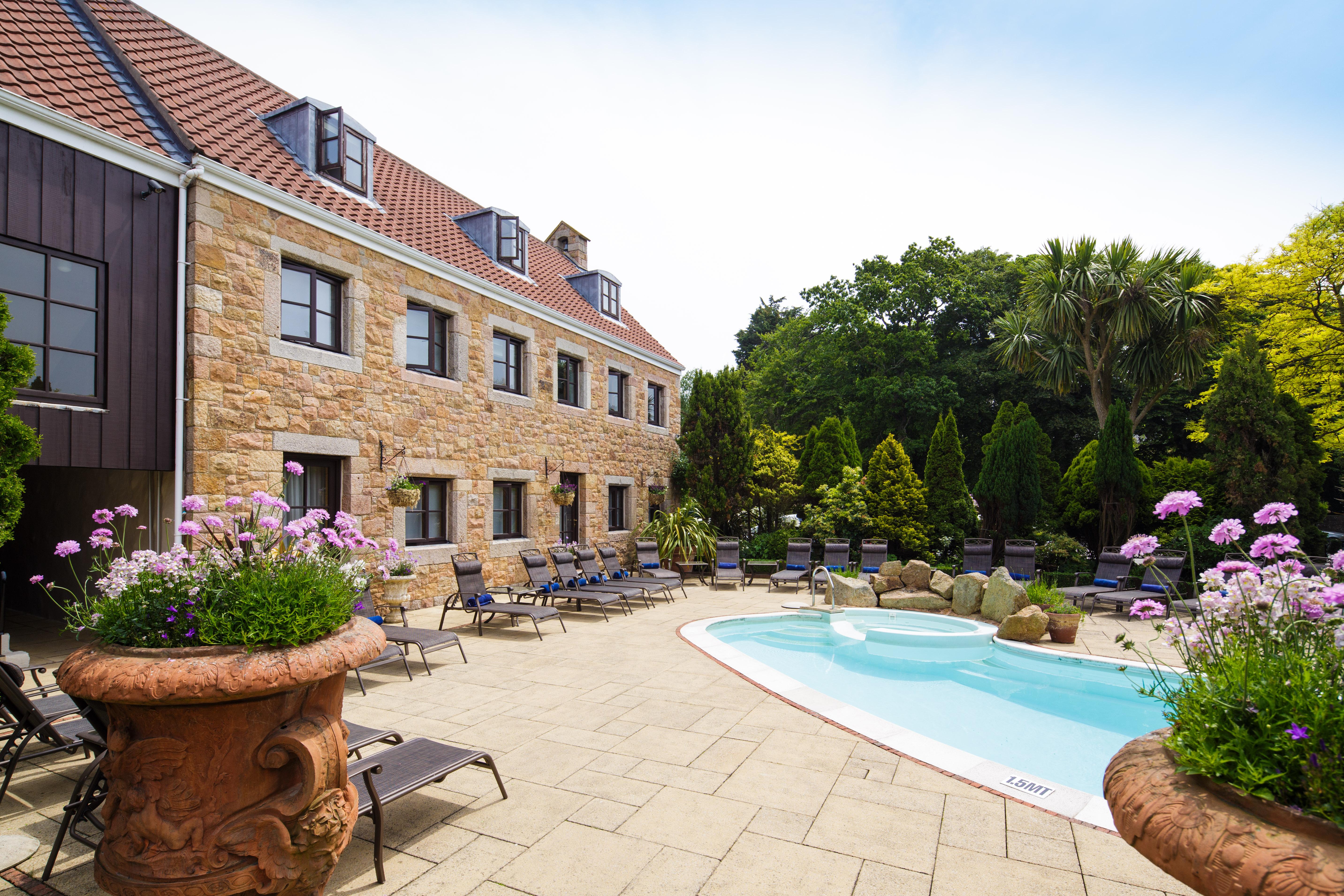 Greenhills Country Hotel Saint Peter Exteriör bild